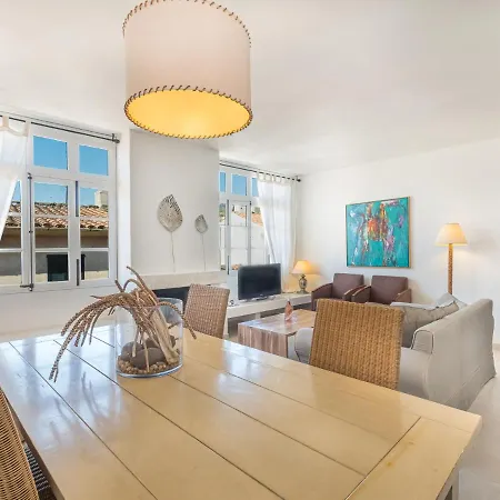 Dionis Apartment *